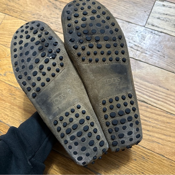 TOD’S Brown Suede Leather Loafers Driving Moccasin Size 39.5 - Picture 4 of 10